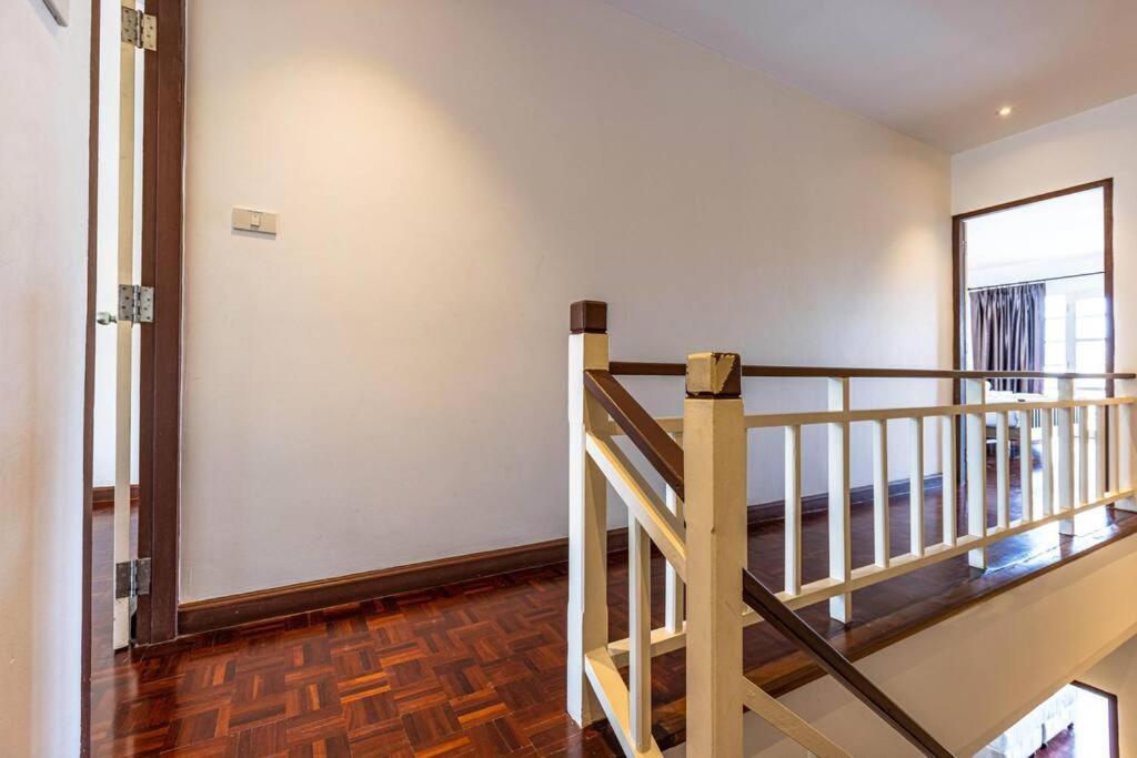 4 Bedroom Townhouse In Great Location! HHQ Exterior foto