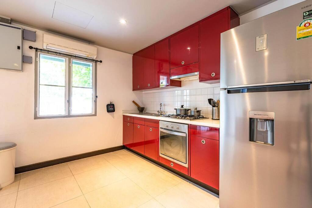 4 Bedroom Townhouse In Great Location! HHQ Exterior foto